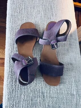 Huma Blanco hair calf sandals in lilac